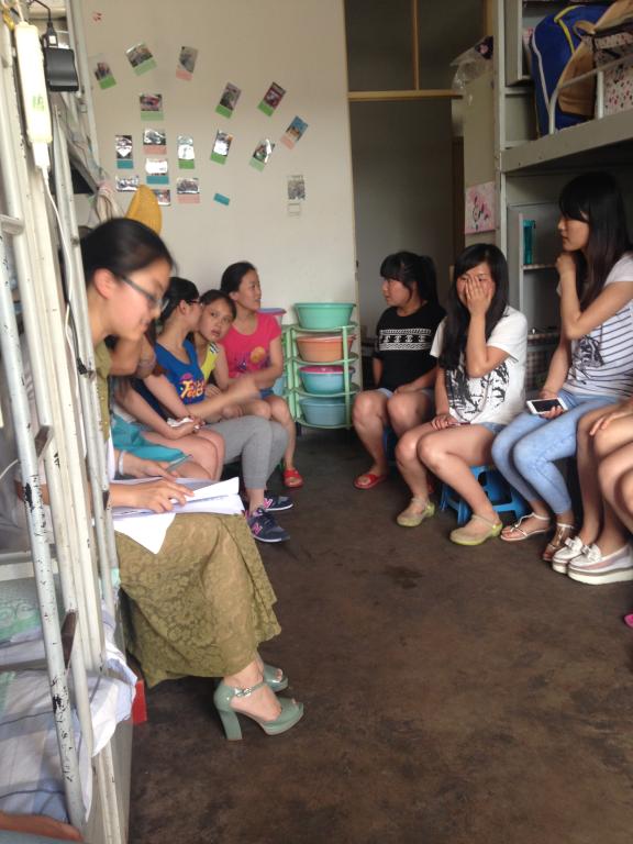 申圆圆老师耐心解答同学们的提问